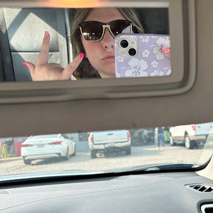 Meet your Posher, Miley